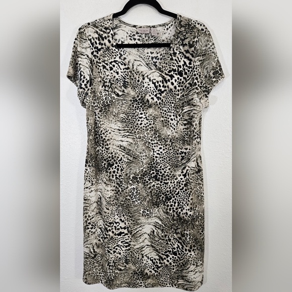 Chico's Dresses & Skirts - Chico's Easywear Animal Print Gray Tan Black Short Sleeve Work Travel, 2 (12)